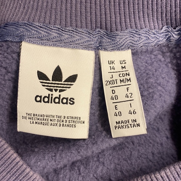 Adidas crop sweatshirt size medium - Picture 4 of 5